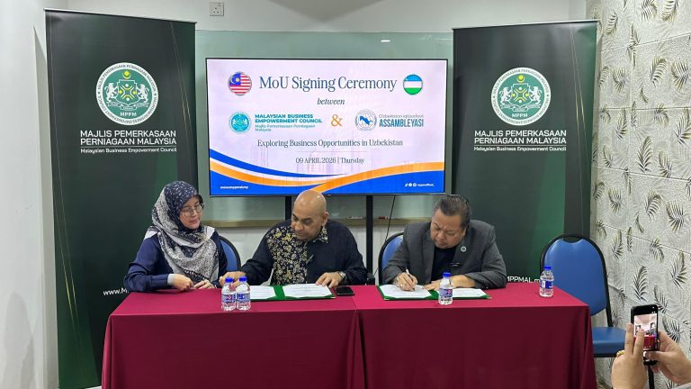Signing Ceremony between Malaysian Business Empowerment Council and Assembly of Economy of Uzbekistan .